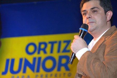 Ortiz Jr durante evento da campanha de 2012