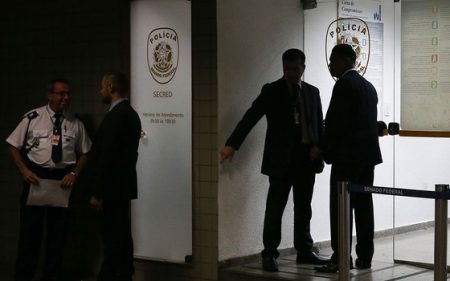 PF prende policiais legislativos durante Operação Métis (Foto: José Cruz/Agência Brasil)